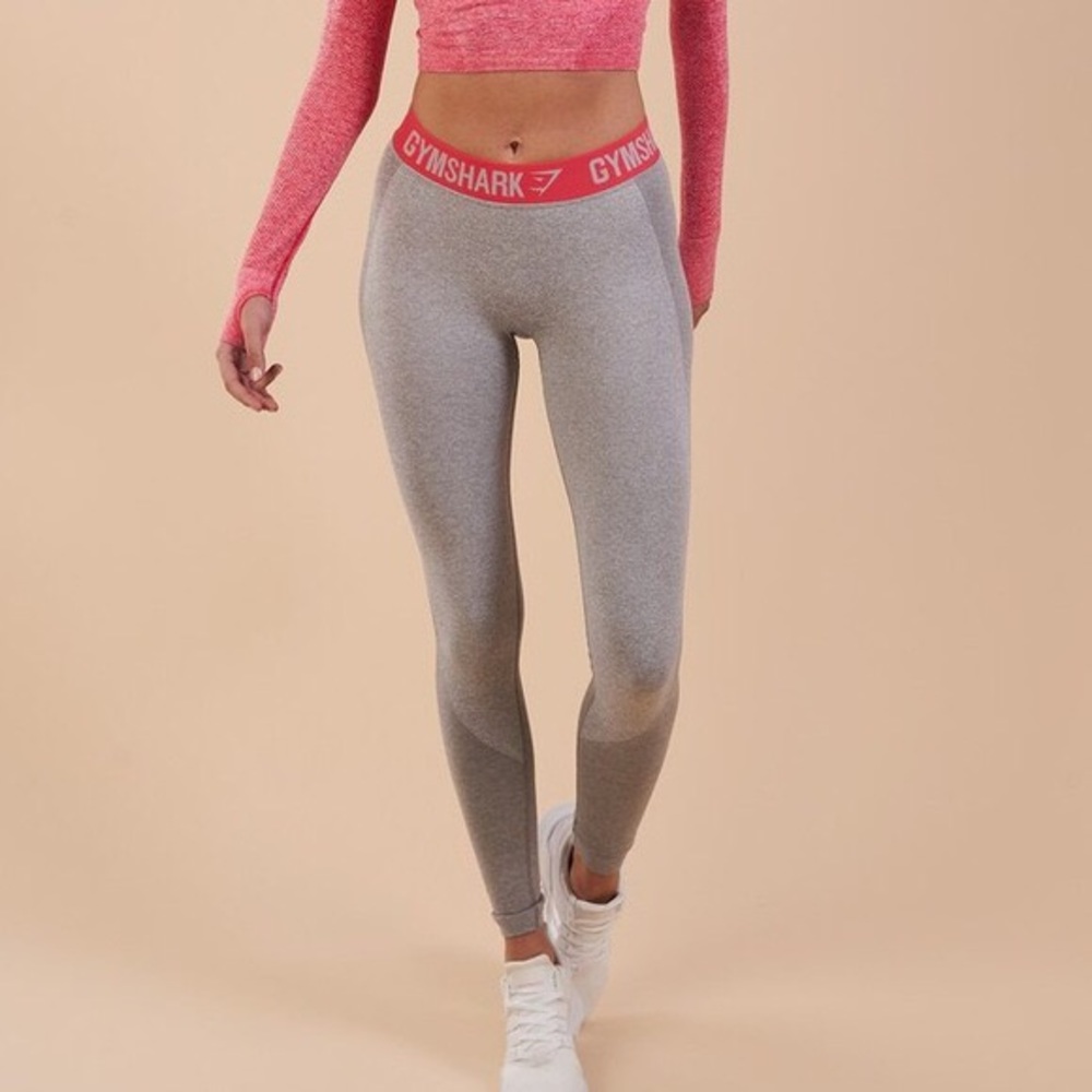 Gymshark flex leggings | gray and pink | sz M